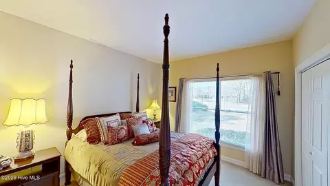 Bedroom - 202 Geneva Ct, New Bern, NC 28562 photo 4 of 6