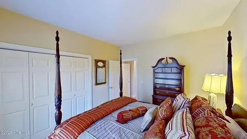 Bedroom - 202 Geneva Ct, New Bern, NC 28562 photo 5 of 6