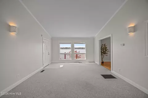 Living - 314 E Bayside Dr, Chocowinity, NC 27817 photo 5 of 5
