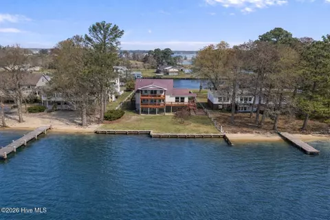 314 E Bayside Dr, Chocowinity, NC 27817