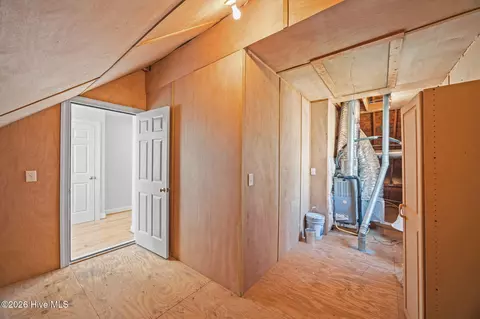 Entry Way - 314 E Bayside Dr, Chocowinity, NC 27817 photo 1 of 1