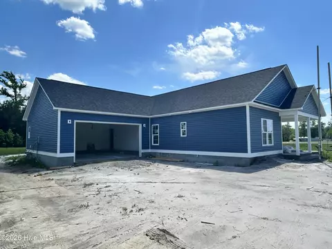 2889 Catherine Lake Rd, Richlands, NC 28574