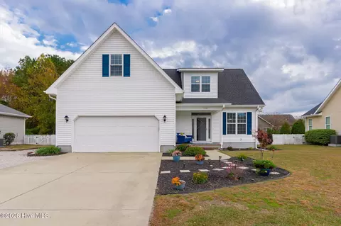 1106 Woods Ct, Morehead City, NC 28557