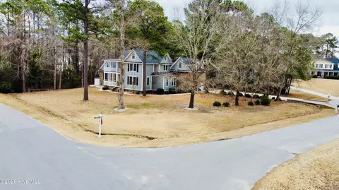 201 Madison Ct, Swansboro, NC 28584