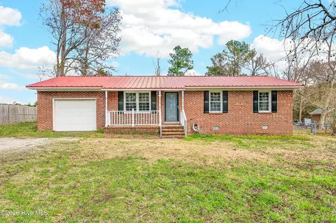 1426 Onslow Pines Rd, Jacksonville, NC 28540