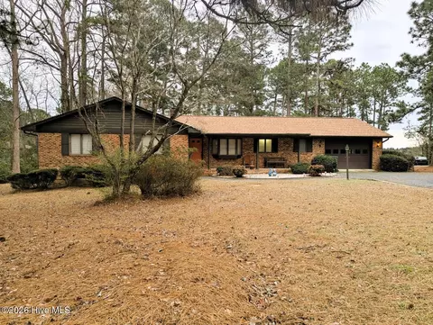 185 Firetree Ln, Seven Lakes, NC 27376