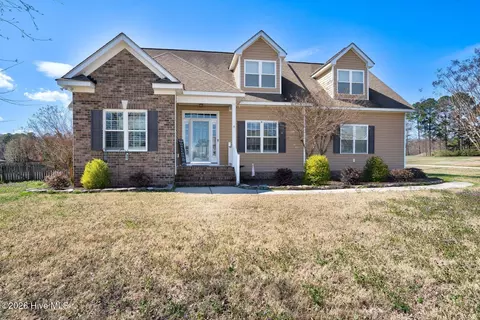 425 Oriole Rd, Nashville, NC 27856
