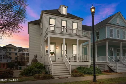 317 E Water St, Washington, NC 27889