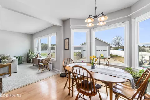 Dining - 101 Daybreak Ct, Grandy, NC 27939 photo 1 of 1
