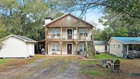 542 Brunswick St SE, Bolivia, NC 28422