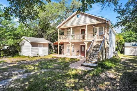 542 Brunswick St SE, Bolivia, NC 28422