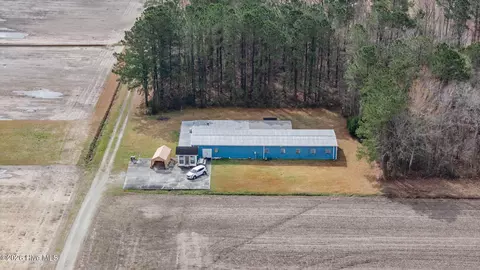 230 Boones Ln, Arapahoe, NC 28510