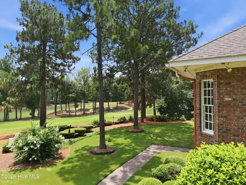 Exterior - 175 Brookhaven Rd, Pinehurst, NC 28374 photo 3 of 9