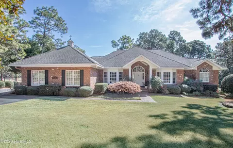 175 Brookhaven Rd, Pinehurst, NC 28374