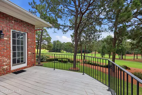 Exterior - 175 Brookhaven Rd, Pinehurst, NC 28374 photo 5 of 9