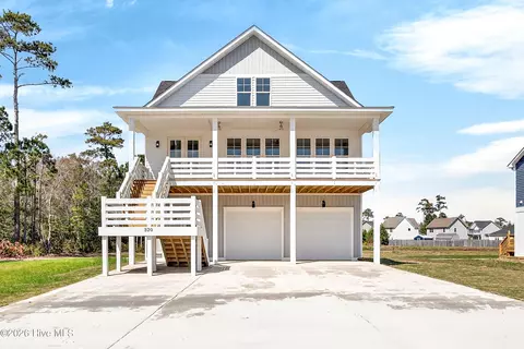 320 Landon Ln, Sneads Ferry, NC 28460