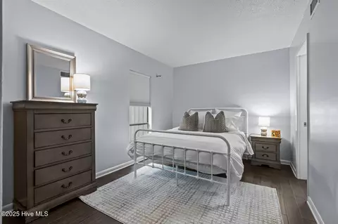 Bedroom - 5 Pine Tree Rd # 110, Pinehurst, NC 28374 photo 1 of 2