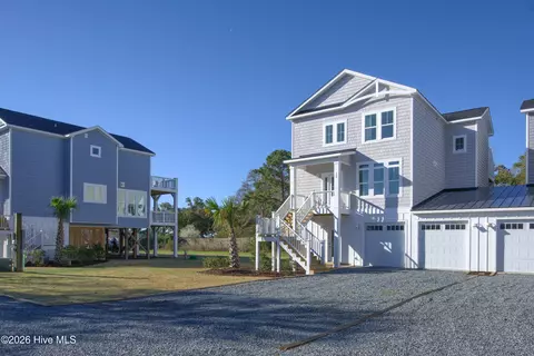 52 Pier View Ct, Hampstead, NC 28443
