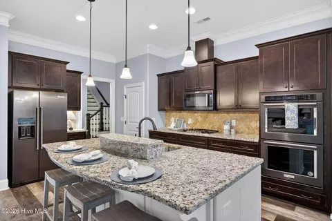 Kitchen - 5010 Dockside Dr, Wilmington, NC 28409 photo 2 of 6