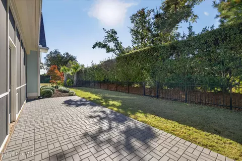 Exterior - 5010 Dockside Dr, Wilmington, NC 28409 photo 14 of 14