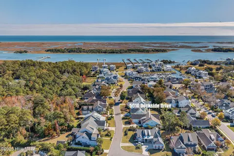 View/Area - 5010 Dockside Dr, Wilmington, NC 28409 photo 4 of 10