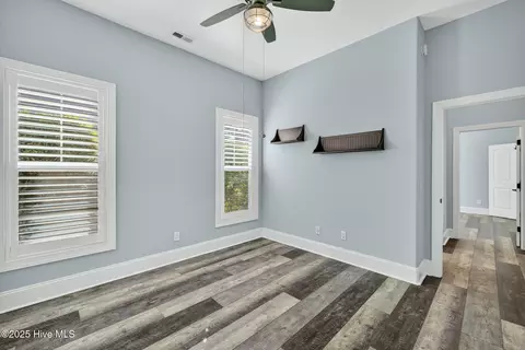 Bedroom - 5010 Dockside Dr, Wilmington, NC 28409 photo 5 of 7
