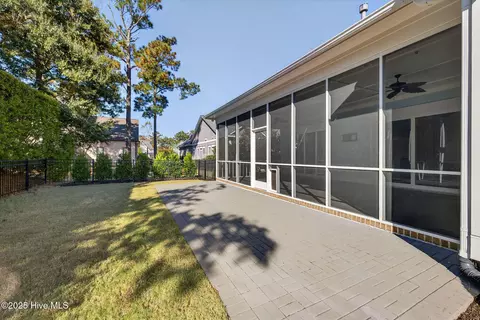 Exterior - 5010 Dockside Dr, Wilmington, NC 28409 photo 11 of 14