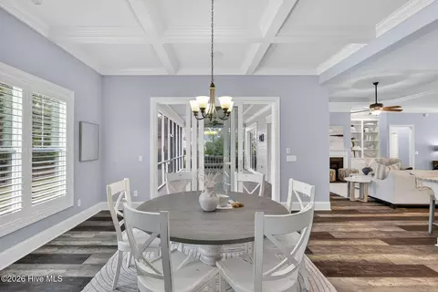 Dining - 5010 Dockside Dr, Wilmington, NC 28409 photo 4 of 6