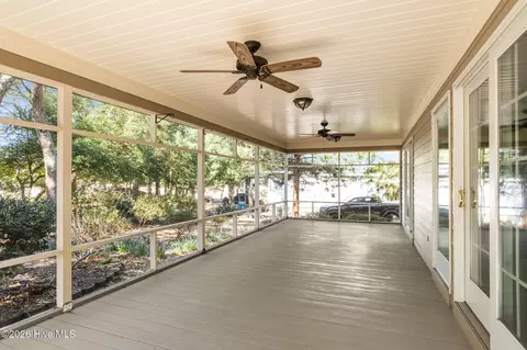 Exterior - 121 Oakleaf Dr, Pine Knoll Shores, NC 28512 photo 6 of 7