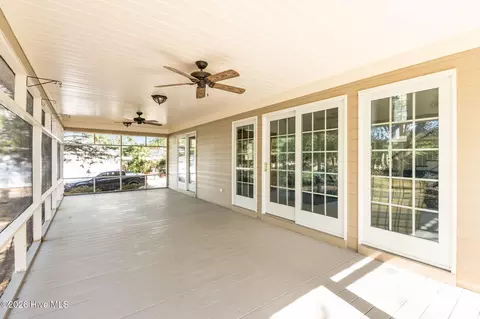 Exterior - 121 Oakleaf Dr, Pine Knoll Shores, NC 28512 photo 7 of 7
