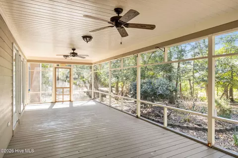 Exterior - 121 Oakleaf Dr, Pine Knoll Shores, NC 28512 photo 4 of 7