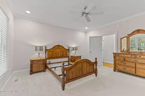 Bedroom - 121 Oakleaf Dr, Pine Knoll Shores, NC 28512 photo 2 of 6