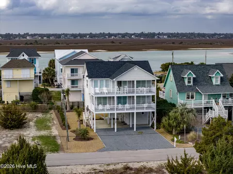 2106 Inlet Ave, Topsail Beach, NC 28445