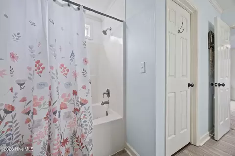 Bath - 755 Breezy Shore Rd, Bath, NC 27808 photo 3 of 5