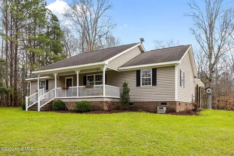 Exterior - 755 Breezy Shore Rd, Bath, NC 27808 photo 1 of 9