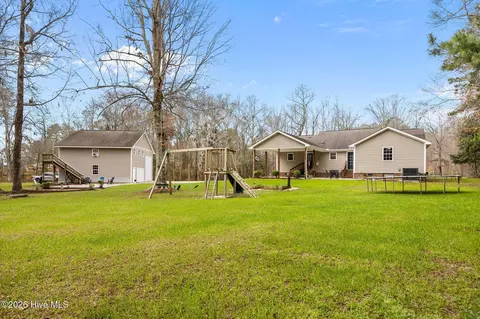 Exterior - 755 Breezy Shore Rd, Bath, NC 27808 photo 4 of 9