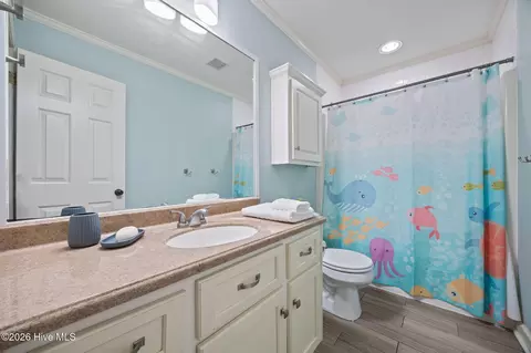 Bath - 755 Breezy Shore Rd, Bath, NC 27808 photo 4 of 5