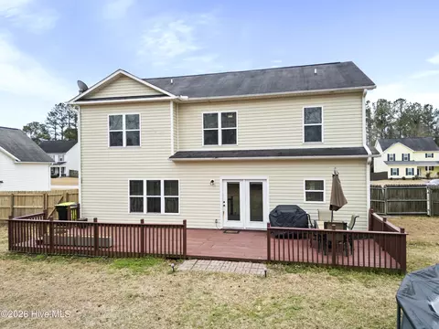 Exterior - 140 Pine Cove Rd, New Bern, NC 28562 photo 11 of 16
