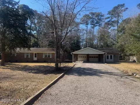 138 Telephone Rd, Wilmington, NC 28403