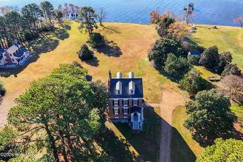 101 Benbury Dr, Edenton, NC 27932