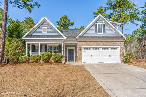 183 Warren Lake Rd, Aberdeen, NC 28315