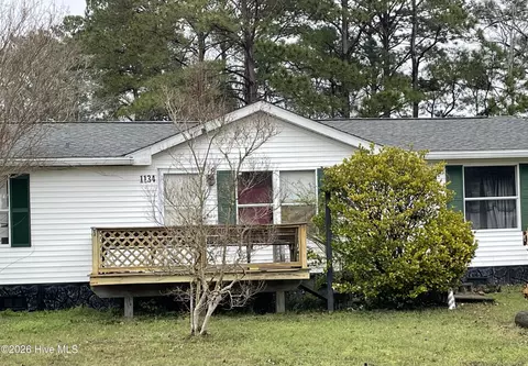 1134 Barefoot Bay Pl SW, Supply, NC 28462
