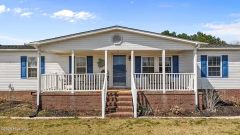 6112 Us 117, Lucama, NC 27851