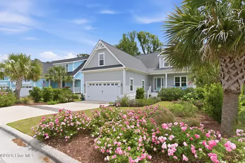 824 Cupola Dr, Wilmington, NC 28409