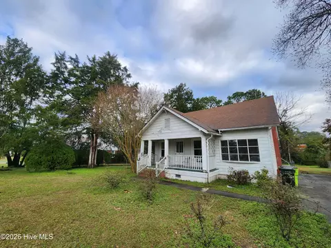 1708 Lucerne Way, New Bern, NC 28560