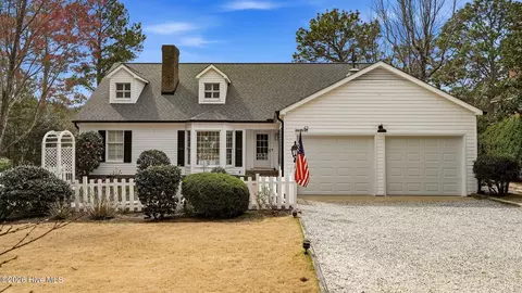 42 Pinebrook Dr, Pinehurst, NC 28374