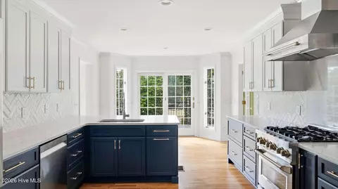 Kitchen - 42 Pinebrook Dr, Pinehurst, NC 28374 photo 2 of 4