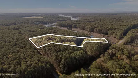122 Headwaters Dr, Oriental, NC 28571