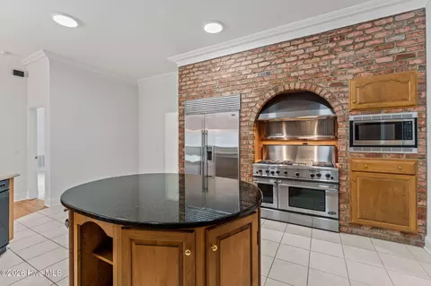 Kitchen - 22 Lochmere Dr, Pinehurst, NC 28374 photo 5 of 5