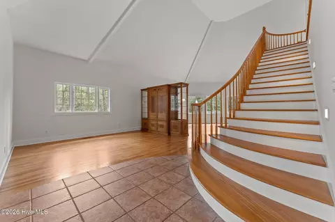 Living - 22 Lochmere Dr, Pinehurst, NC 28374 photo 6 of 9